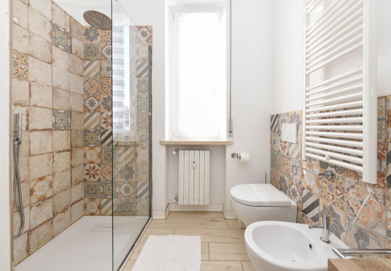 Apartament w Desenzano del Garda - Desenzanoloft La Finestra sul Lago 