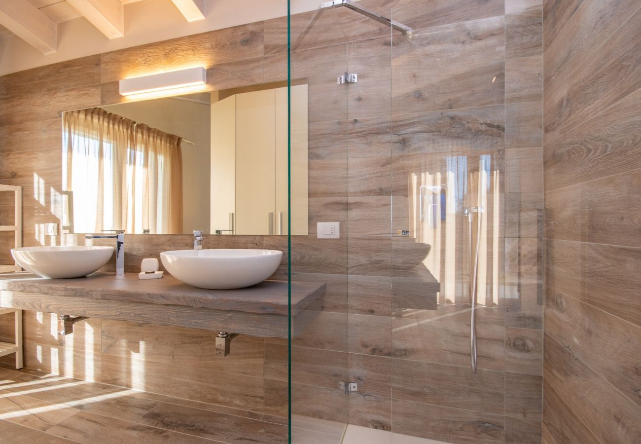 Apartament w Toscolano-Maderno - Cà Bianca sopra: immersi nella natura con vista mozzafiato 