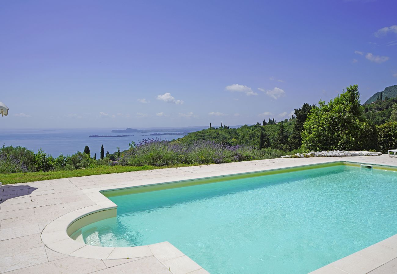 Apartament w Toscolano-Maderno - Cà Bianca sopra: immersi nella natura con vista mozzafiato 