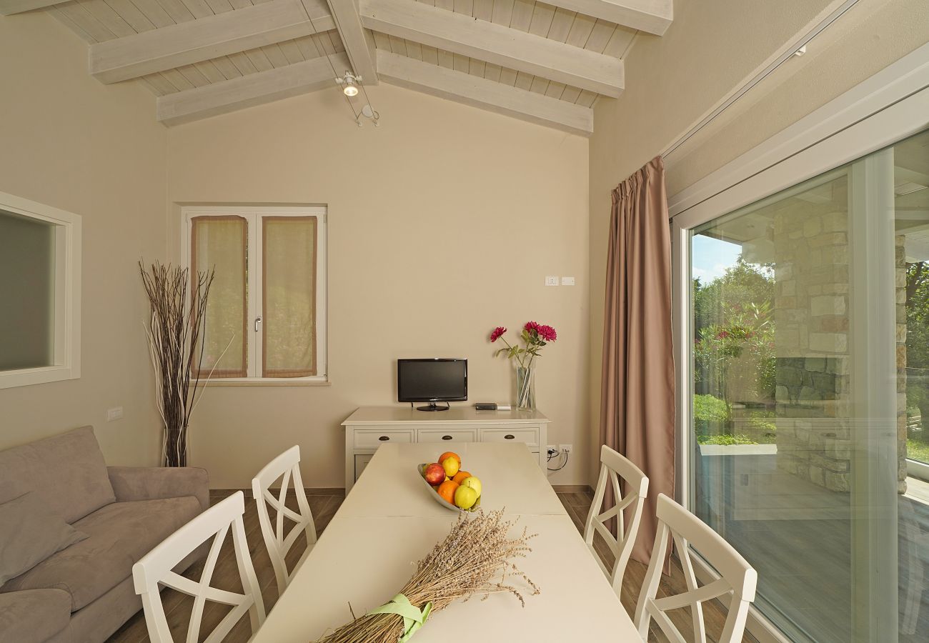 Apartament w Toscolano-Maderno - Cà Bianca sopra: immersi nella natura con vista mozzafiato 