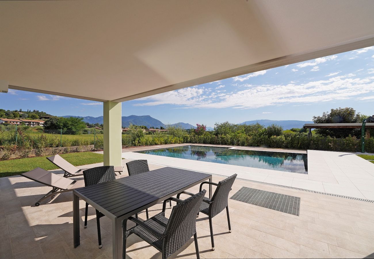 Studio w Manerba del Garda - Gardaliva 3: in piccolo residence nuovo con piscina e vicino alla spiaggia