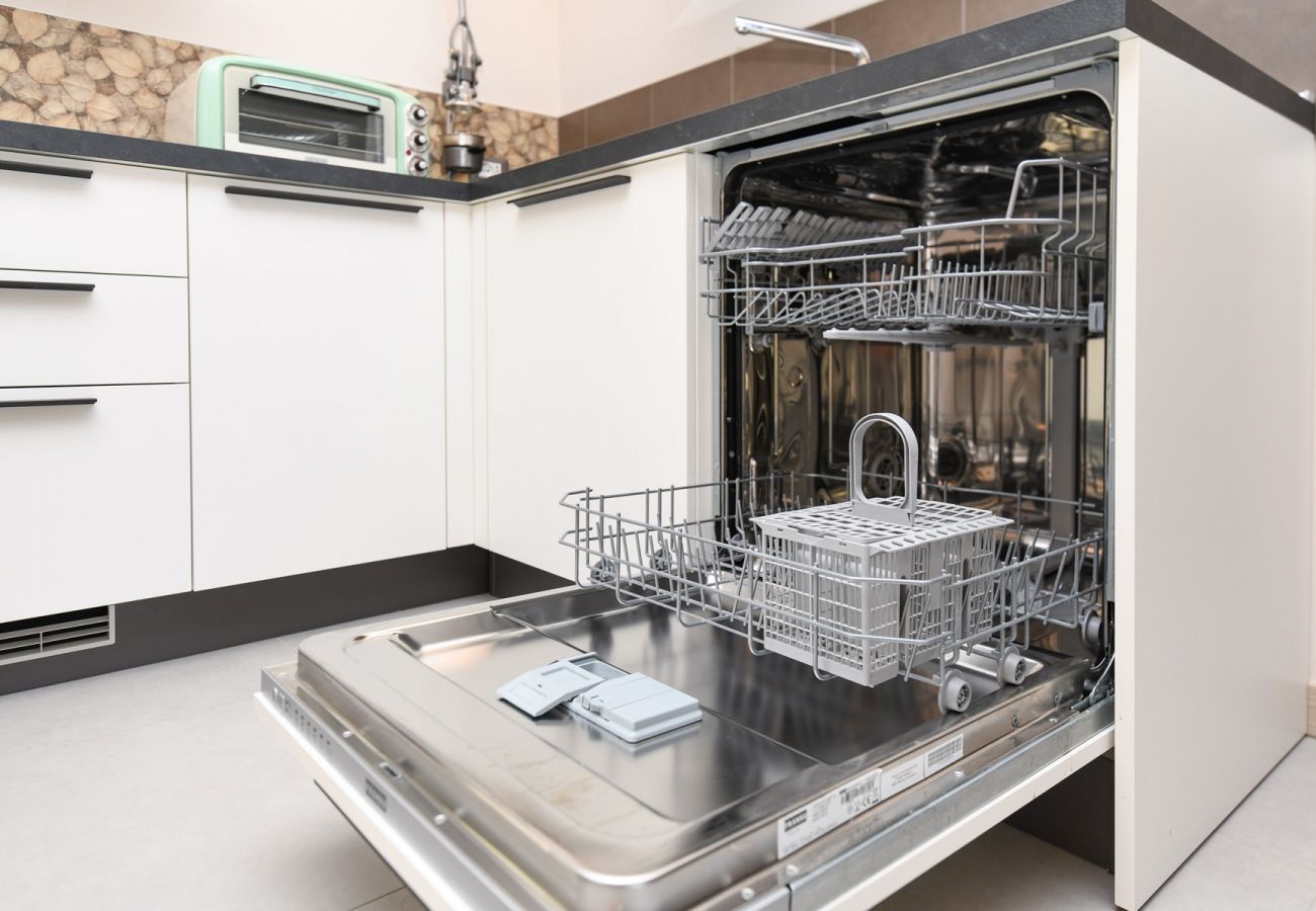 Apartament w Manerba del Garda - Gardaliva5:spazioso con vista lago in piccolo residence vicino al lago