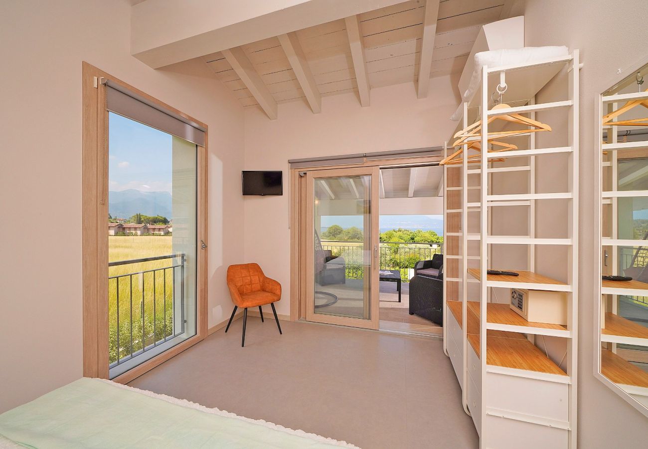 Apartament w Manerba del Garda - Gardaliva5:spazioso con vista lago in piccolo residence vicino al lago
