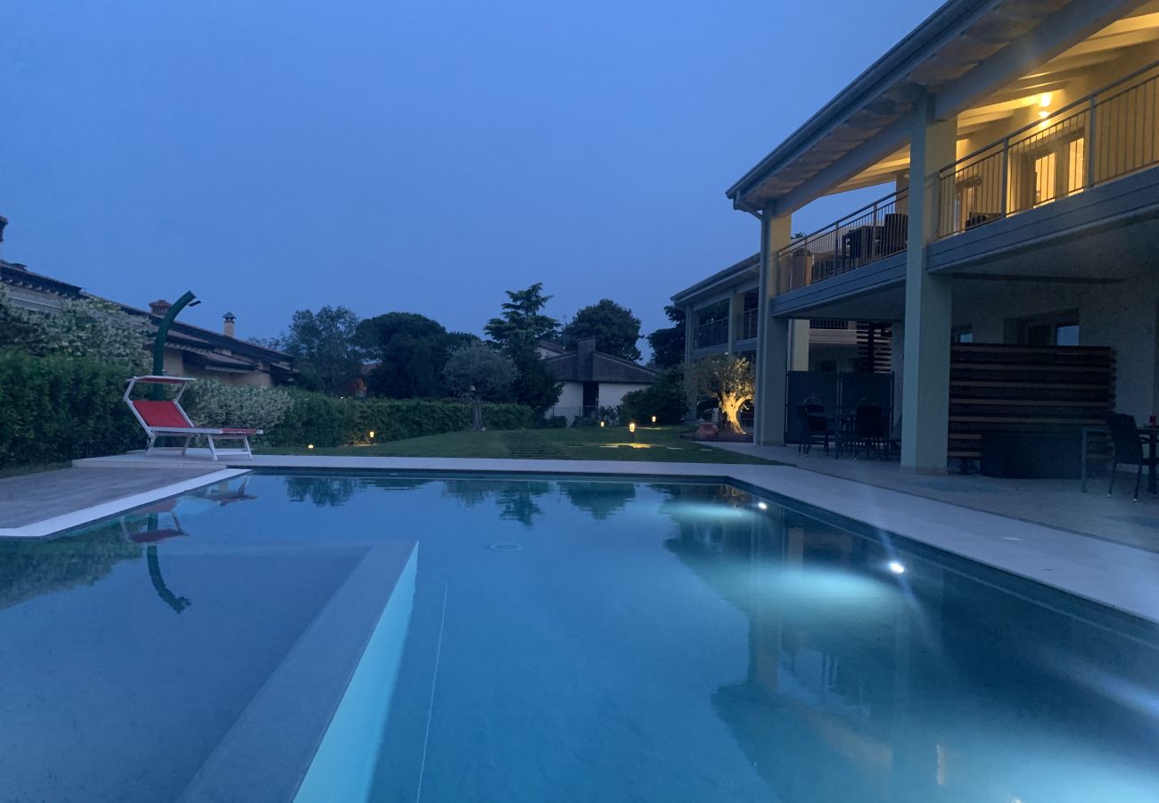 Townhouse w Manerba del Garda - Gardaliva2: con vista lago in residence con piscina vicino al lago