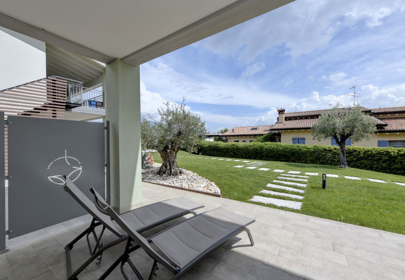 Townhouse w Manerba del Garda - Gardaliva2: con vista lago in residence con piscina vicino al lago
