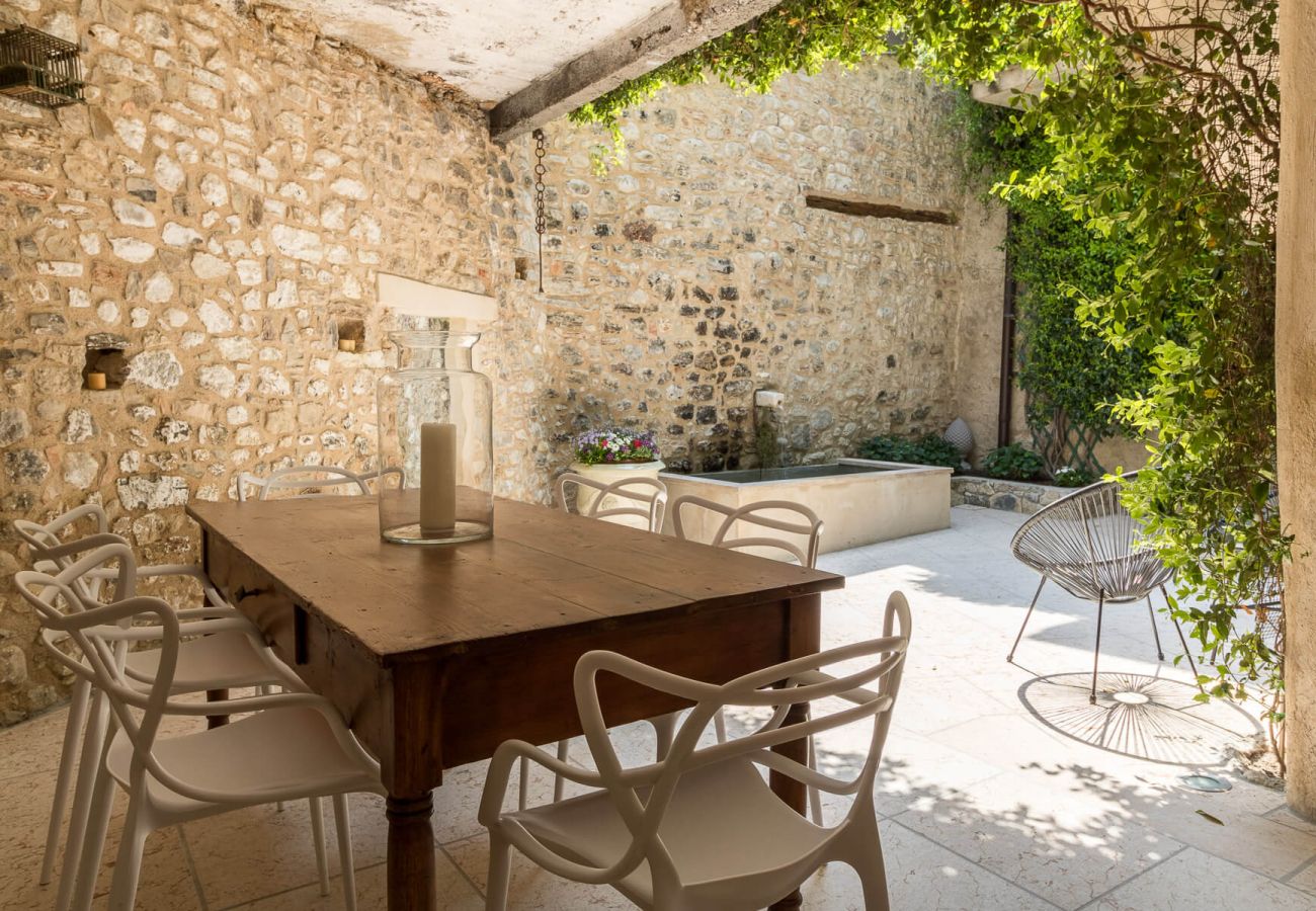 Apartament w Tignale - Rustico Minichèto - La Vigna: curato nei dettagli con balcone vista lago