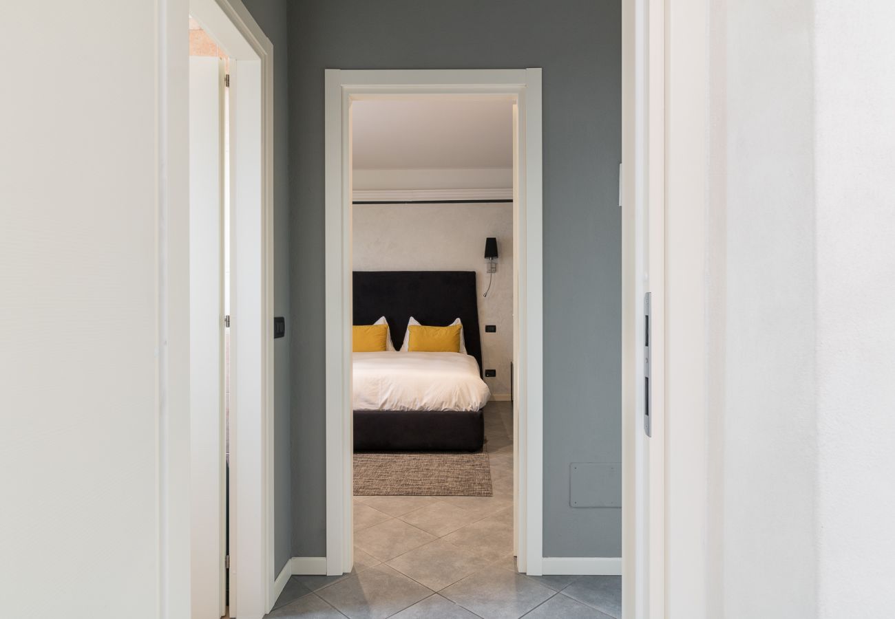 Apartament w Tignale - Rustico Minichèto - La Vigna: curato nei dettagli con balcone vista lago