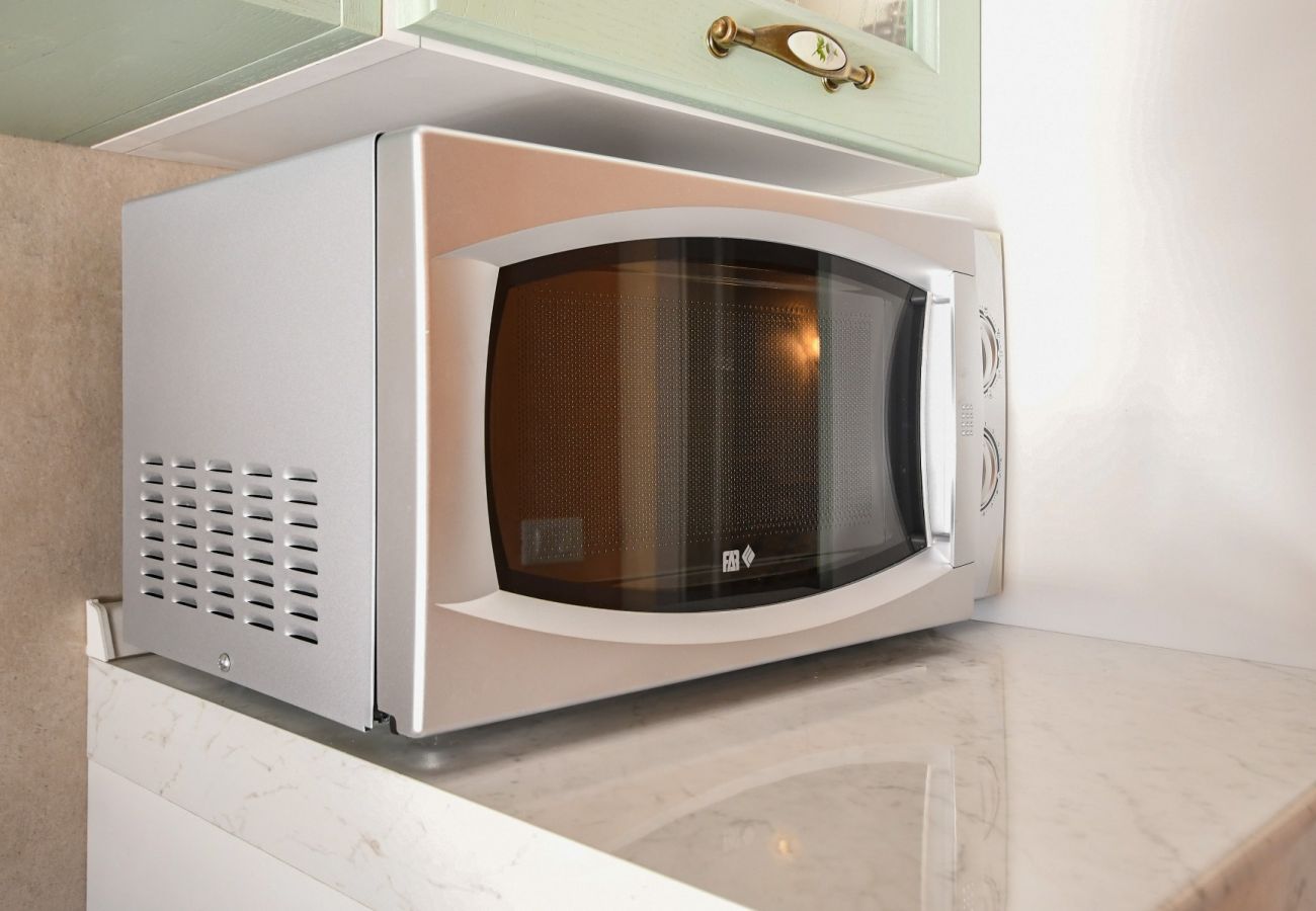 Apartament w Tignale - Conte, con grande balcone vista lago