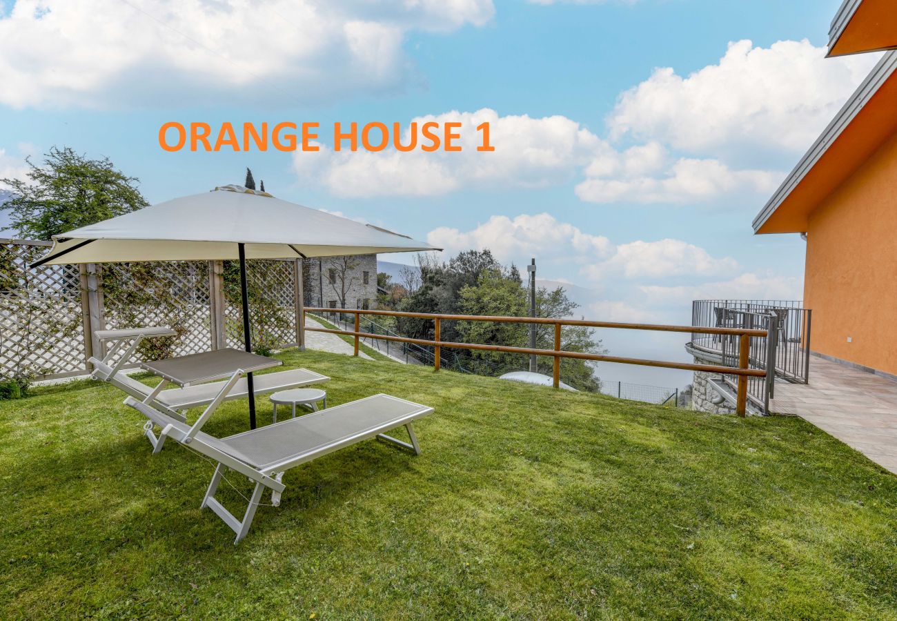 Apartament w Tignale - Orange House con meravigliosa vista lago
