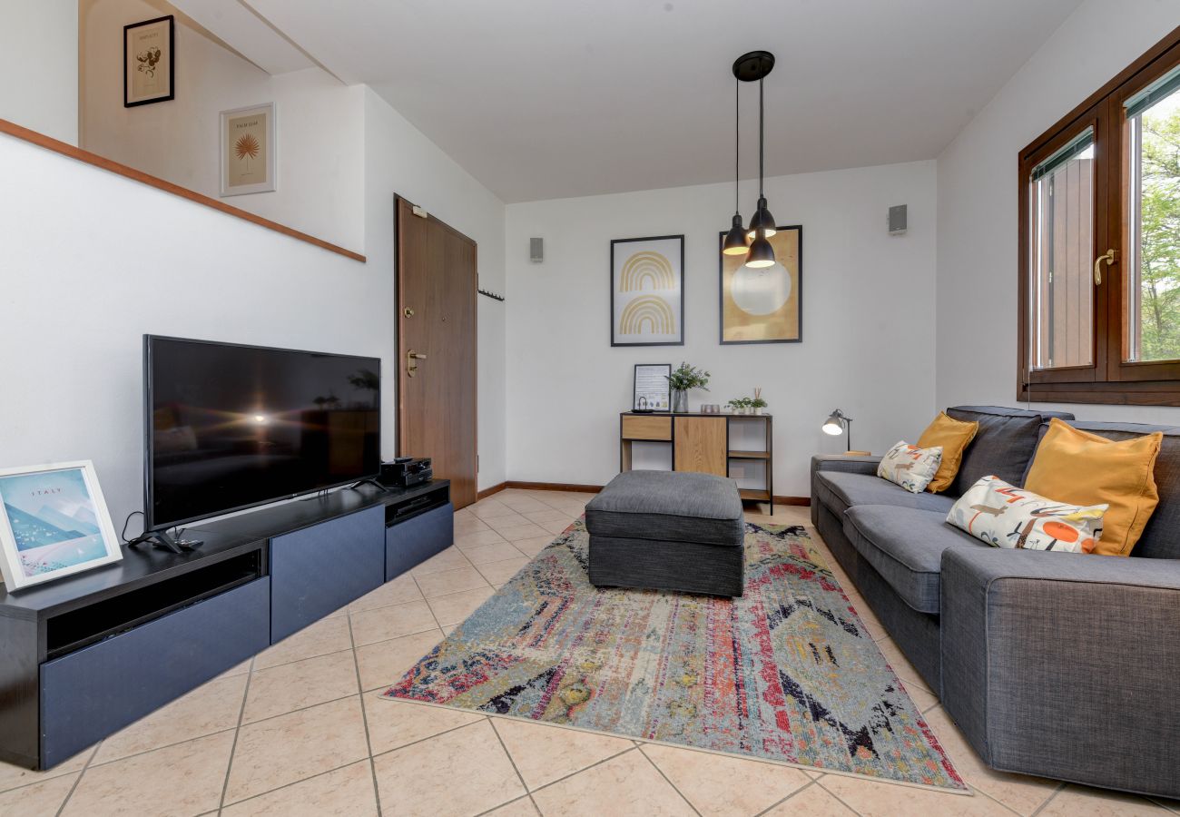 Dom w Manerba del Garda - Villa rosa, spaziosa casa con piscina in comune