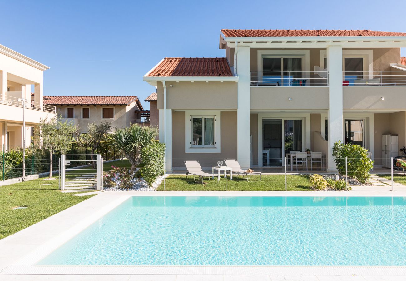 Apartament w Manerba del Garda - Villa Meri Lake by Garda FeWo