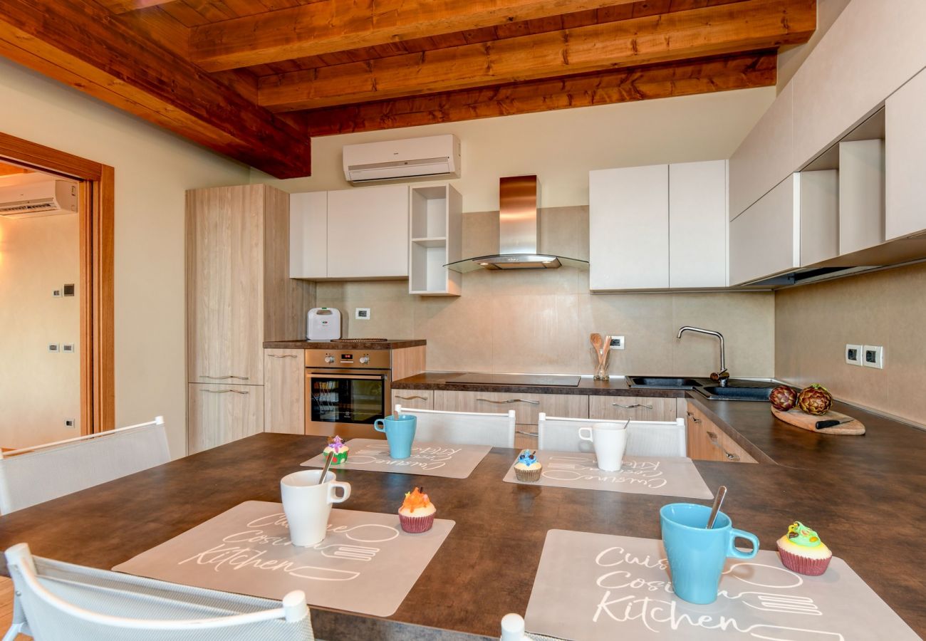 Willa w Polpenazze del Garda - Villa Sinfonia: con tre camere da letto e vista lago