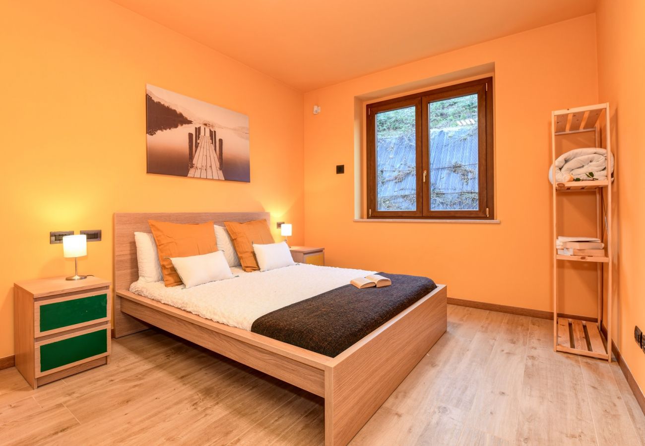 Willa w Polpenazze del Garda - Villa Sinfonia: con tre camere da letto e vista lago