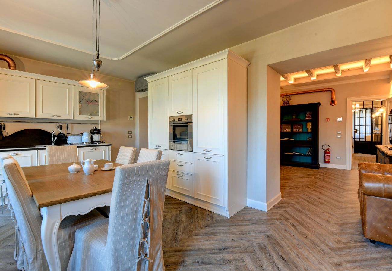 Apartament w Desenzano del Garda - DesenzanoLoft : La Vite Luxury Appartment 1 CIN IT017067C2HOLOZDF9