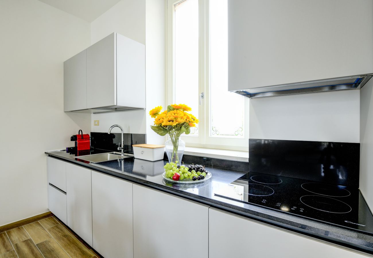 Nowoczesna kuchnia z płytą indukcyjną w Palazzo