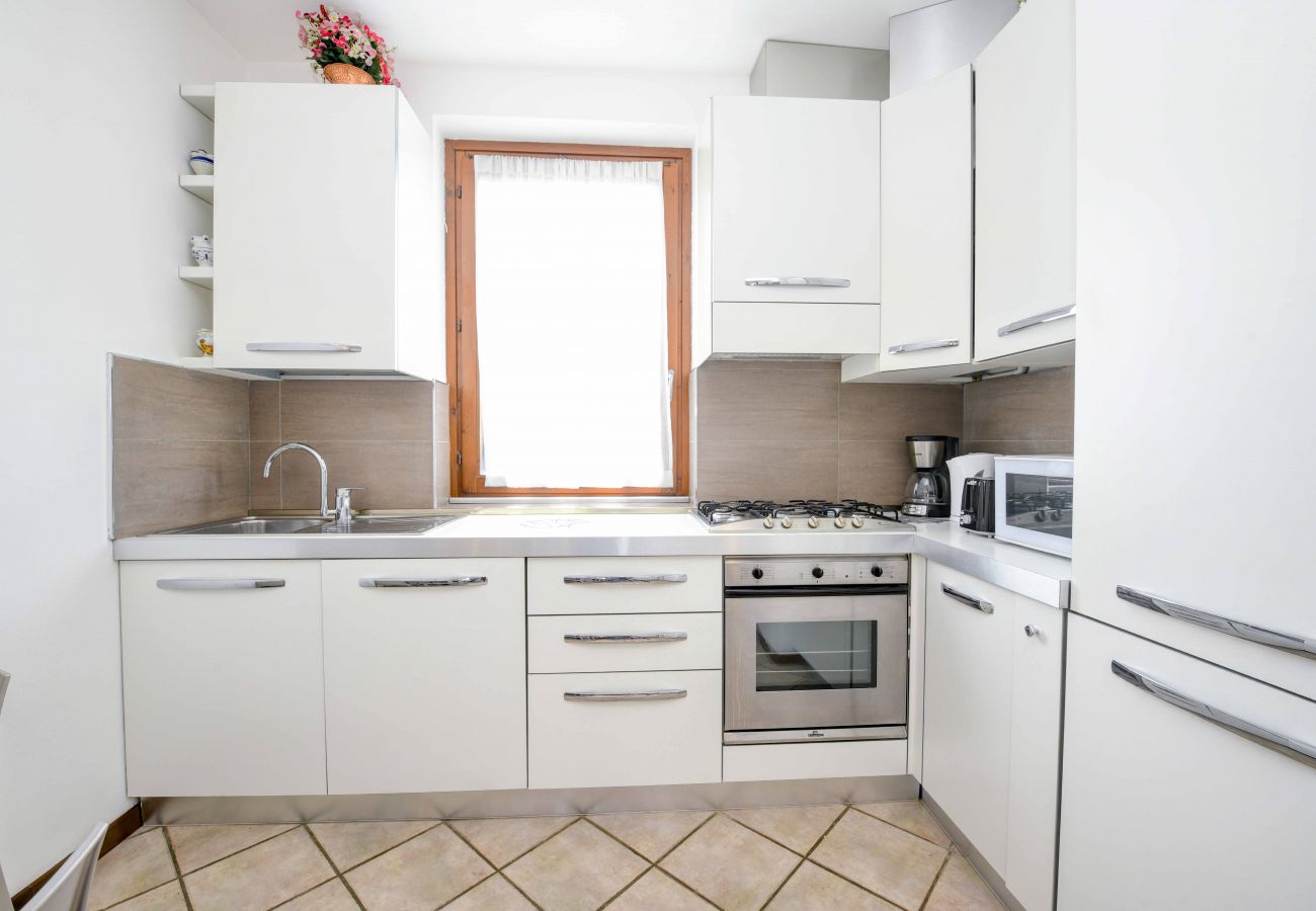 Chalet w Manerba del Garda - Home & Garden con piscina e vicina al lago