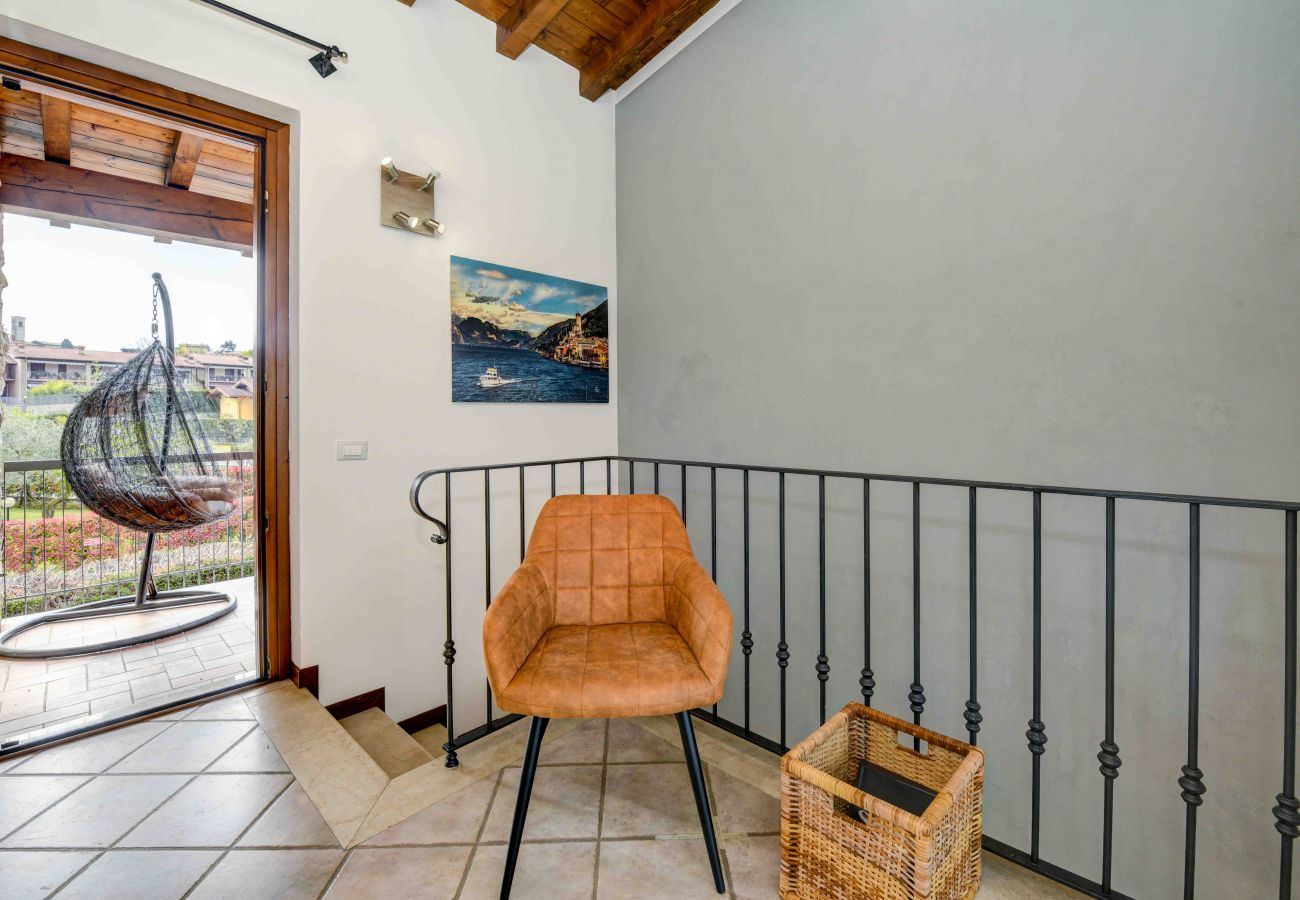Chalet w Manerba del Garda - Home & Garden con piscina e vicina al lago
