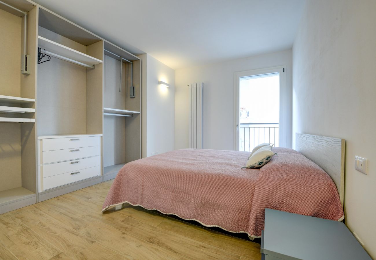 Apartament w Toscolano-Maderno - Maison Bellini: a due passi dal lago con piscina