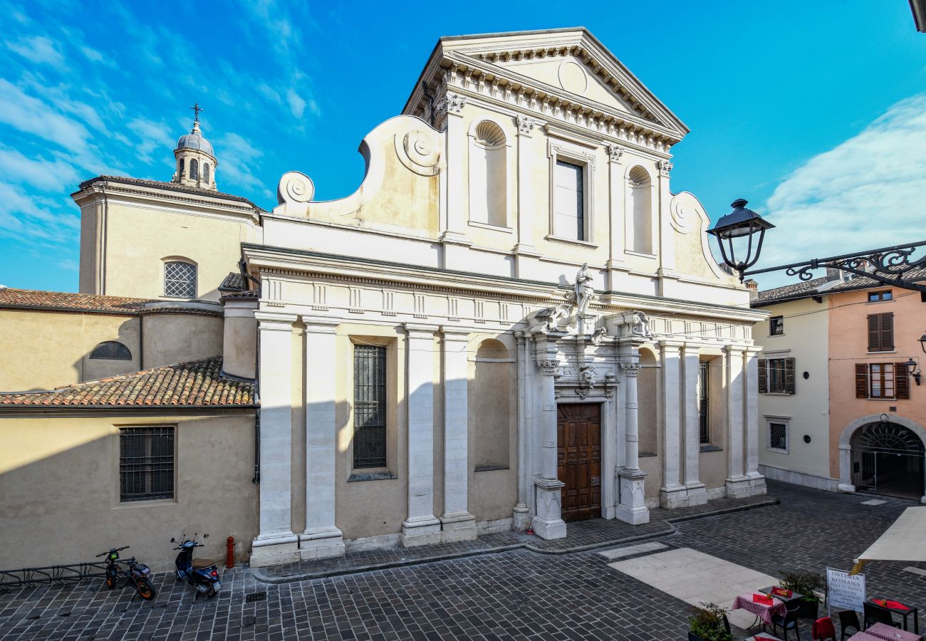 Apartament w Desenzano del Garda - Desenzanoloft Apa Dom 