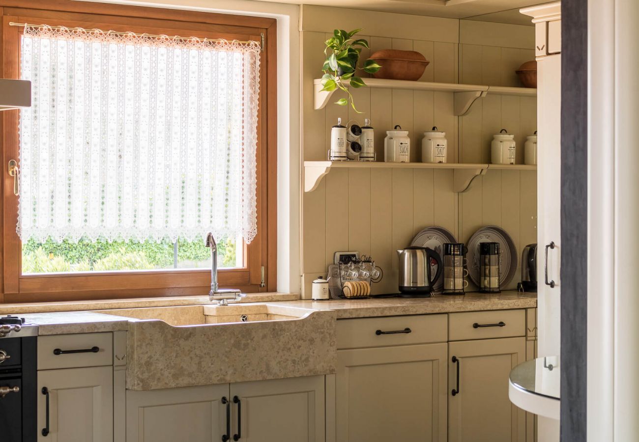 Willa w Manerba del Garda - Villa di Lusso Oleander con piscina privata