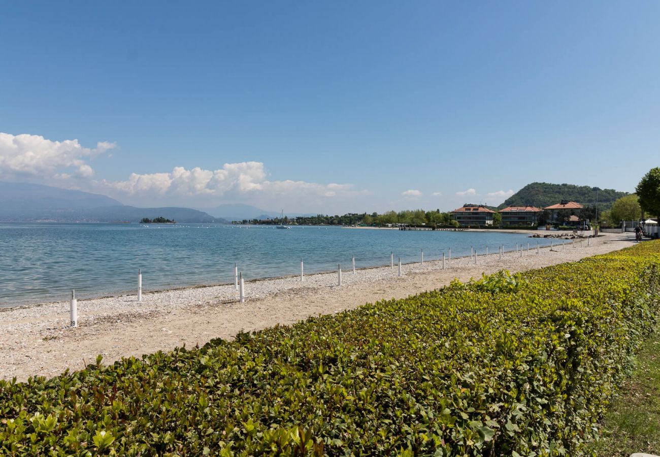 Apartament w Manerba del Garda - Il Professore: appartamento fronte lago