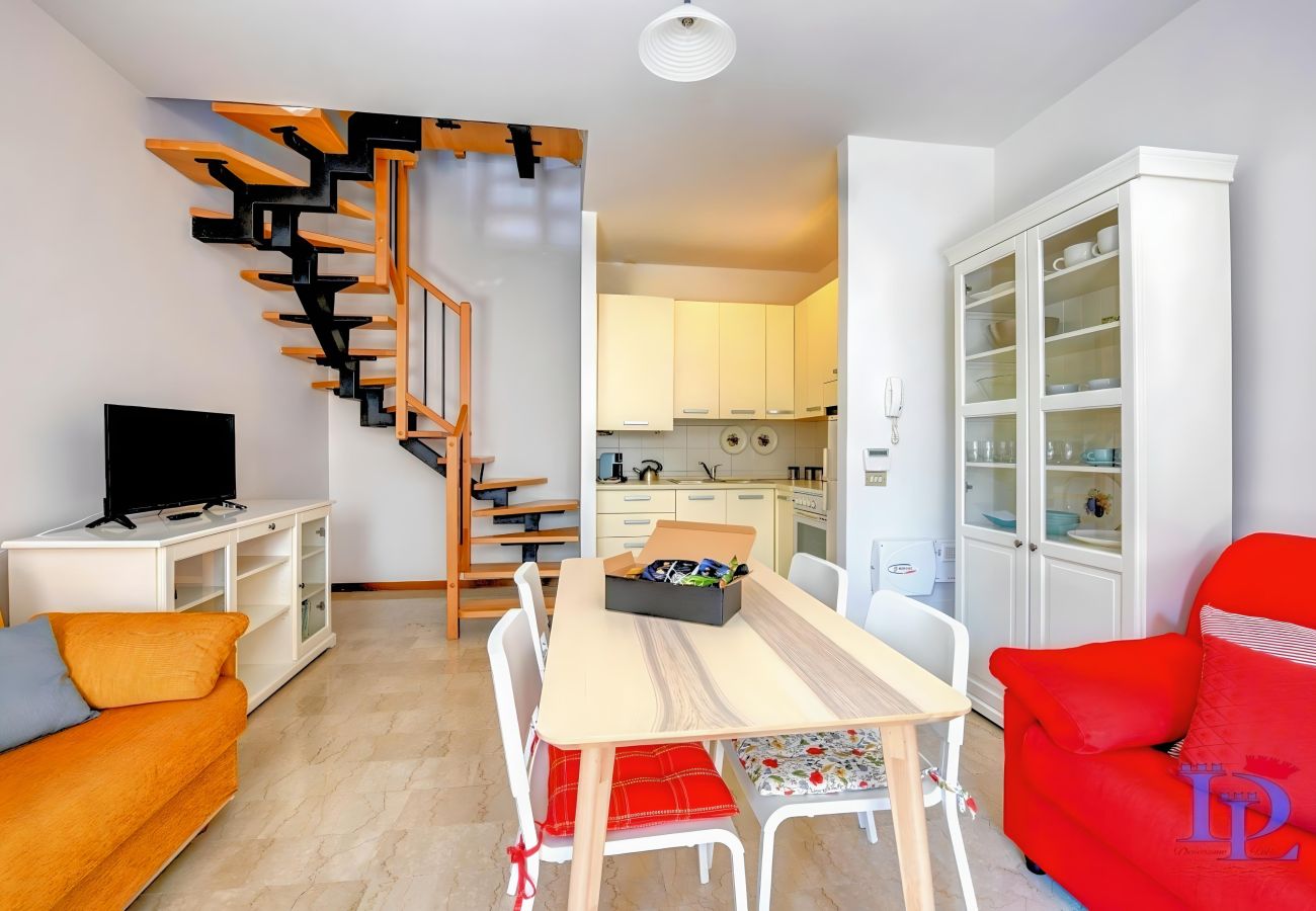 Apartament w Desenzano del Garda - DesenzanoLoft Aurelia – Rodzinny apartament z basenem