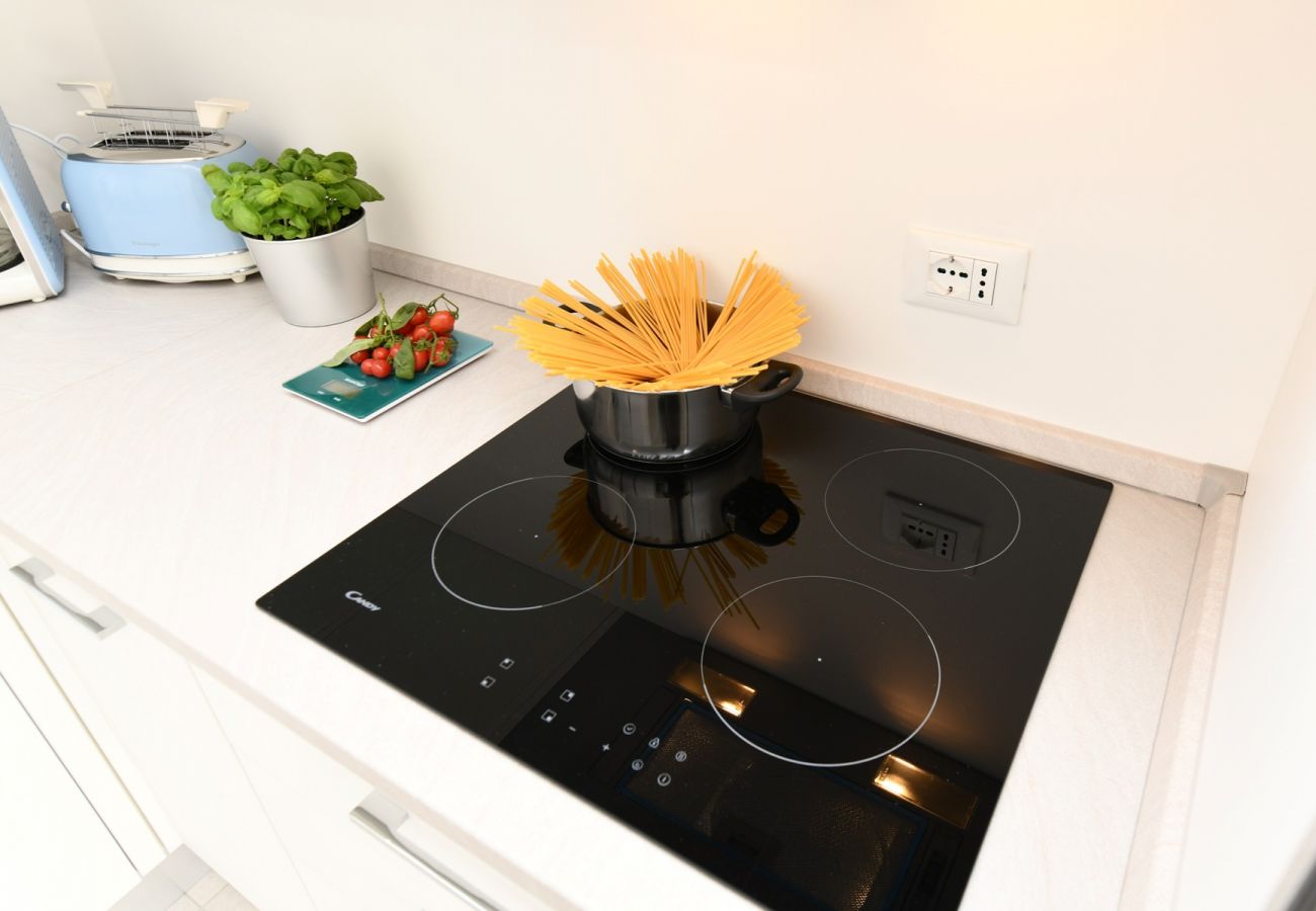 Apartament w Manerba del Garda - Villa Meri Lake by Garda FeWo