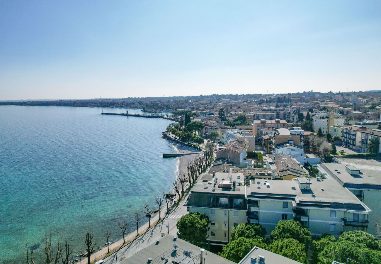 Apartament w Desenzano del Garda - Desenzanoloft CHARMING ON THE LAKE 