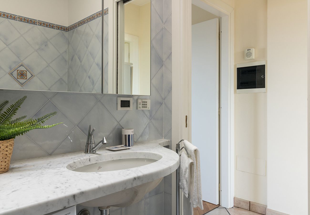 Apartament w Manerba del Garda - Lago Blu con vista lago e piscina