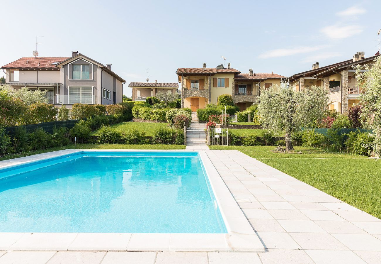 Apartament w Manerba del Garda - Lago Blu con vista lago e piscina