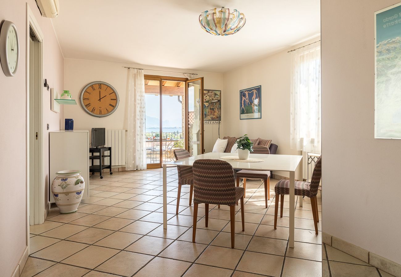Apartament w Manerba del Garda - Lago Blu con vista lago e piscina