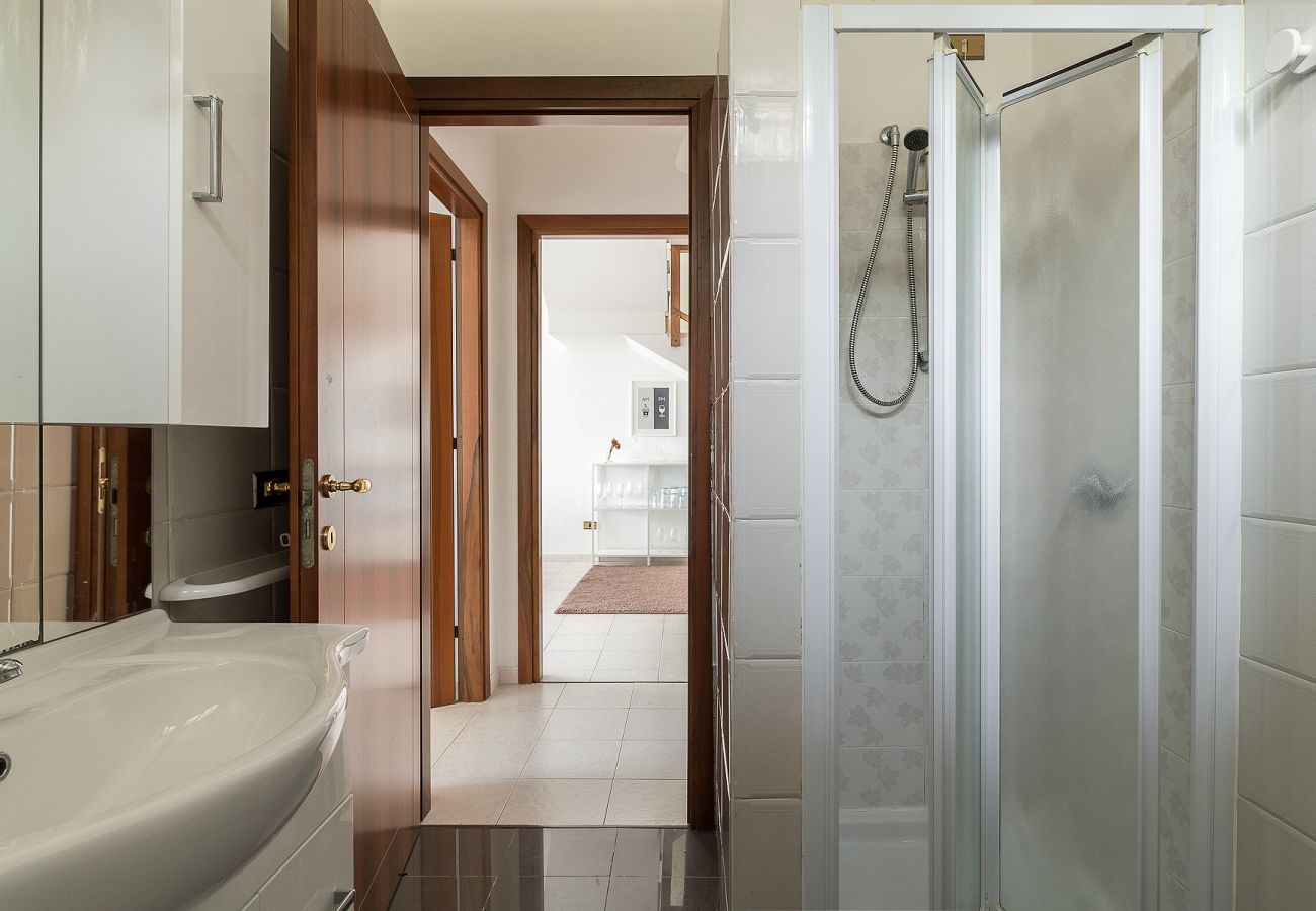 Willa w Villanuova sul Clisi - Villa Montagne e Lago con vista spettacolare e piscina privata