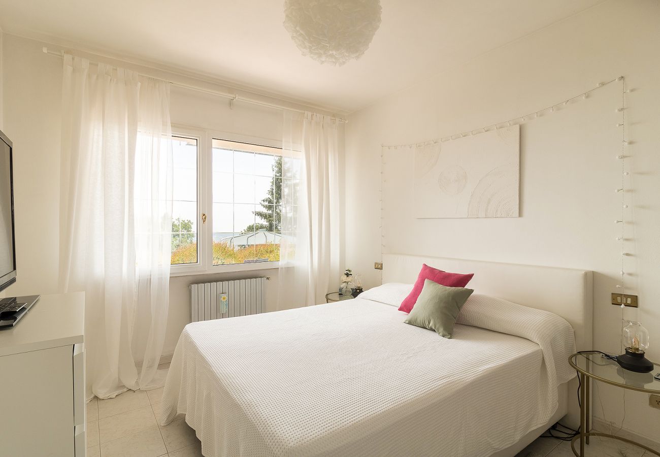 Willa w Villanuova sul Clisi - Villa Montagne e Lago con vista spettacolare e piscina privata