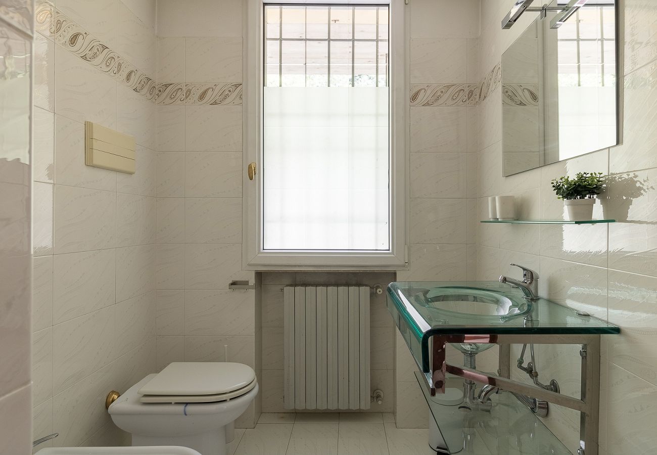 Willa w Villanuova sul Clisi - Villa Montagne e Lago con vista spettacolare e piscina privata