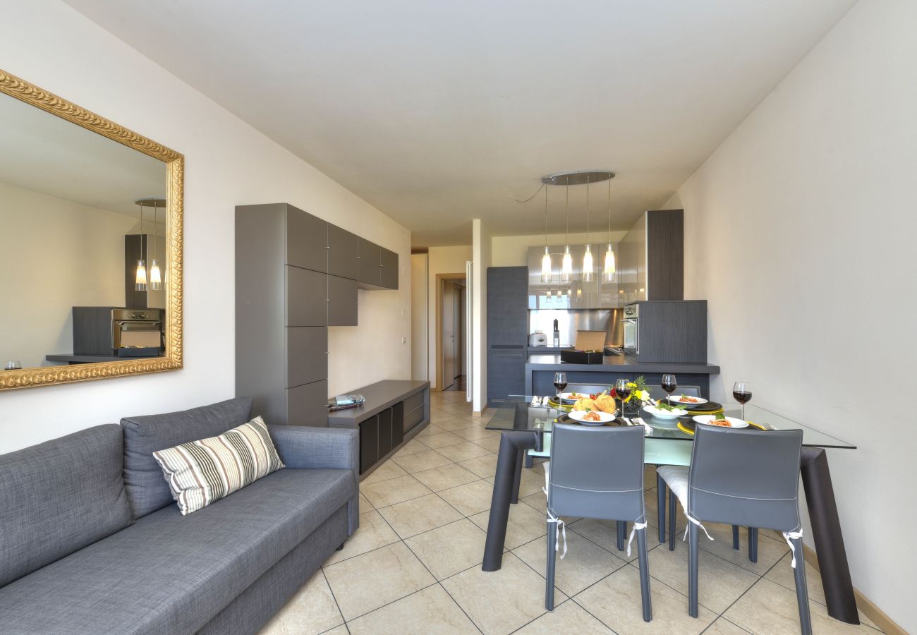 Apartament w Desenzano del Garda - DesenzanoLoft CO2 – W rezydencji z 5 basenami