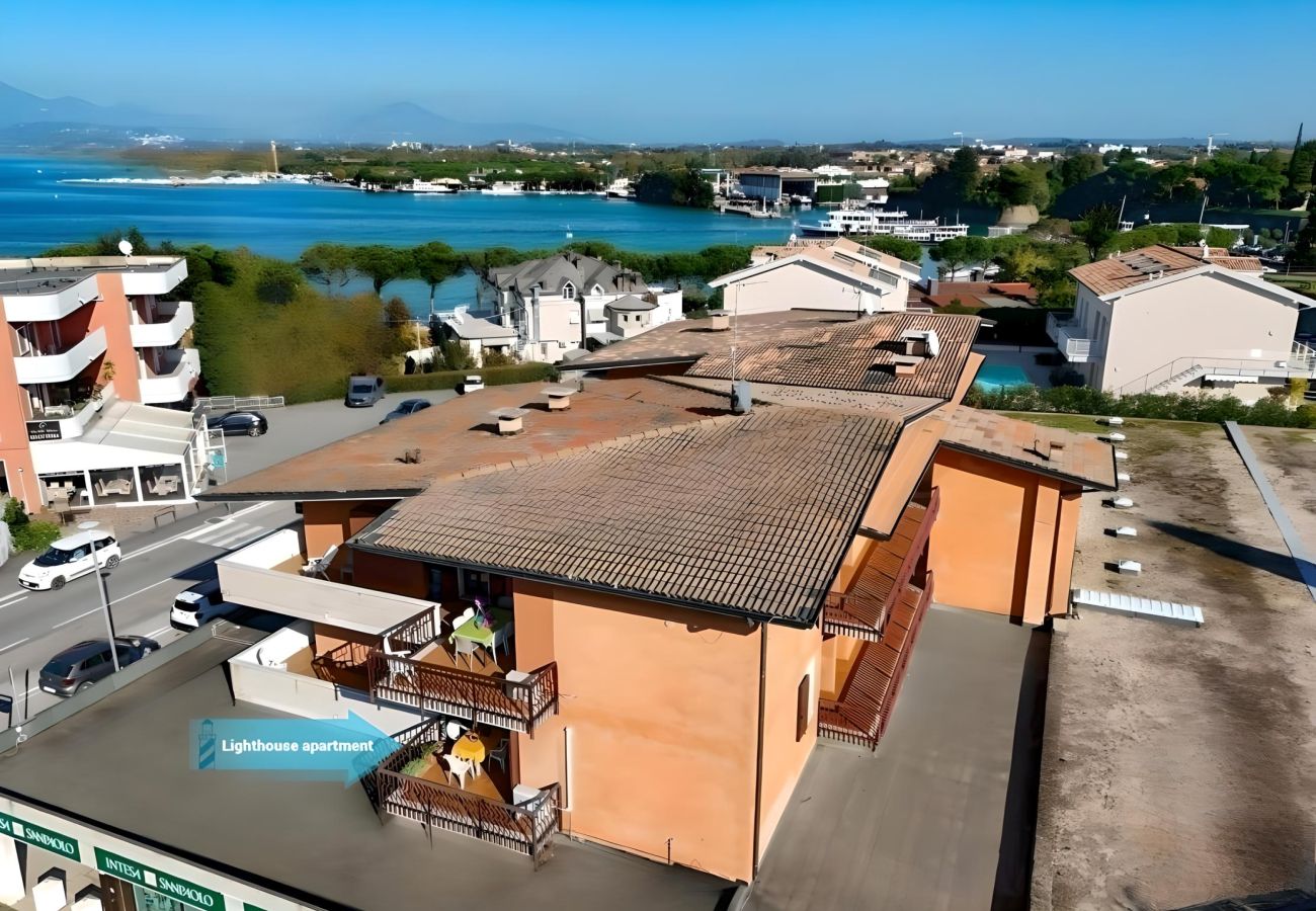 Apartament w Peschiera del Garda - Desenzanoloft Lighthouse Apartment