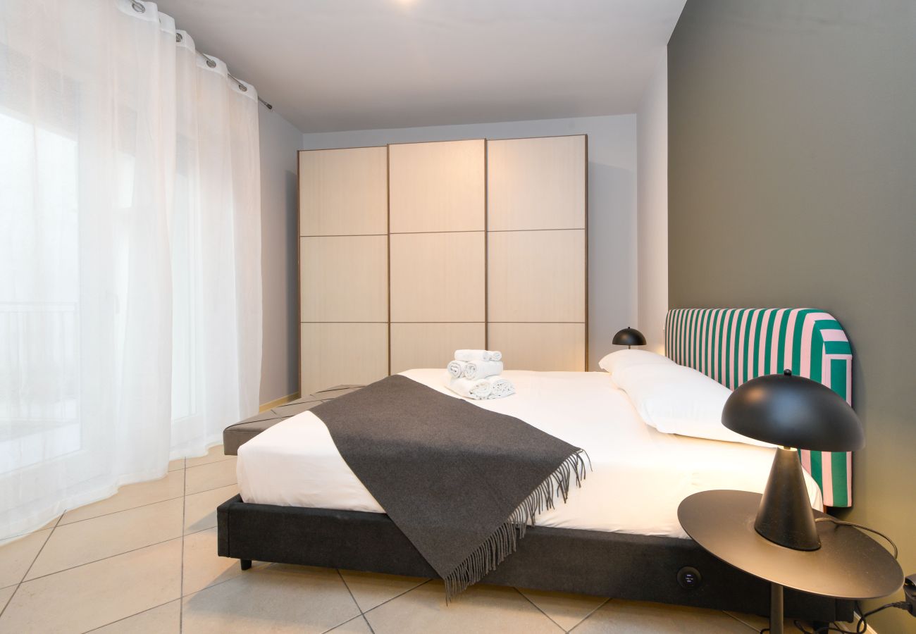 Apartament w Desenzano del Garda - Desenzanoloft Cocktail Lake Front