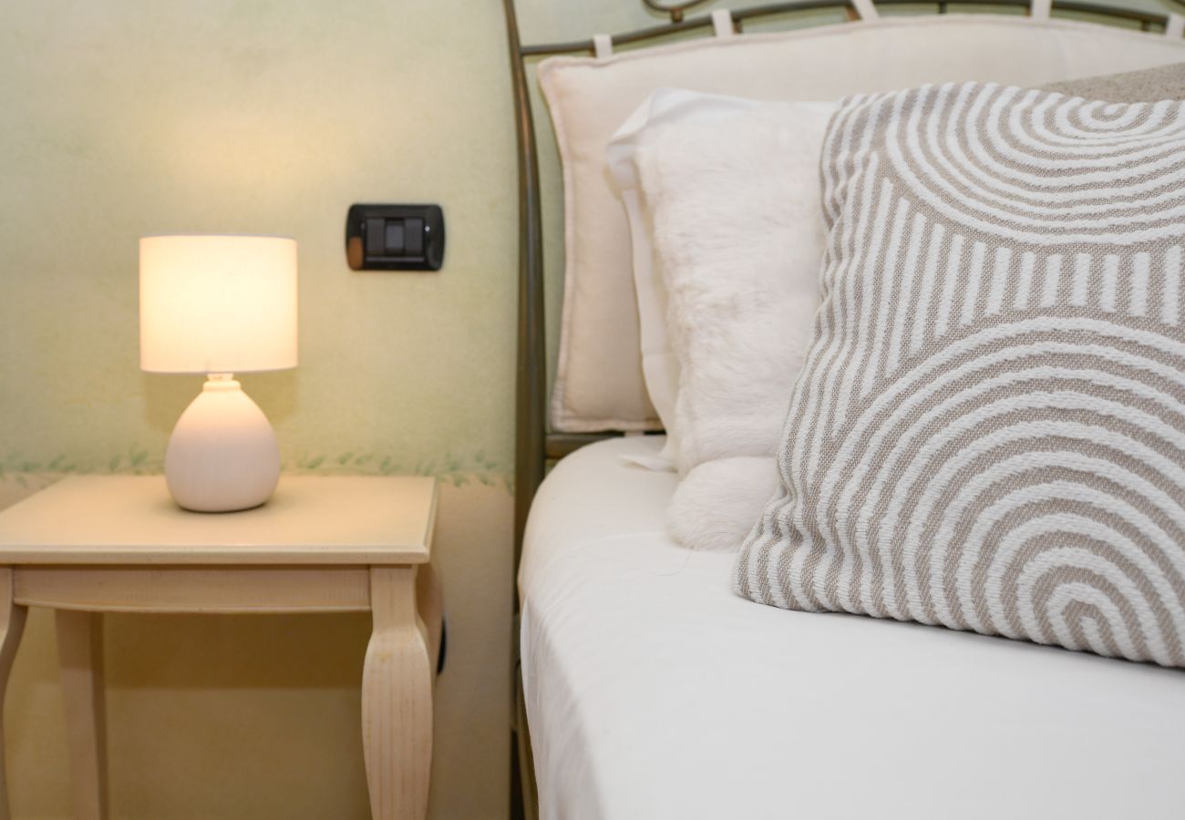 Willa w Desenzano del Garda - Desenzanoloft Villa Bugatti