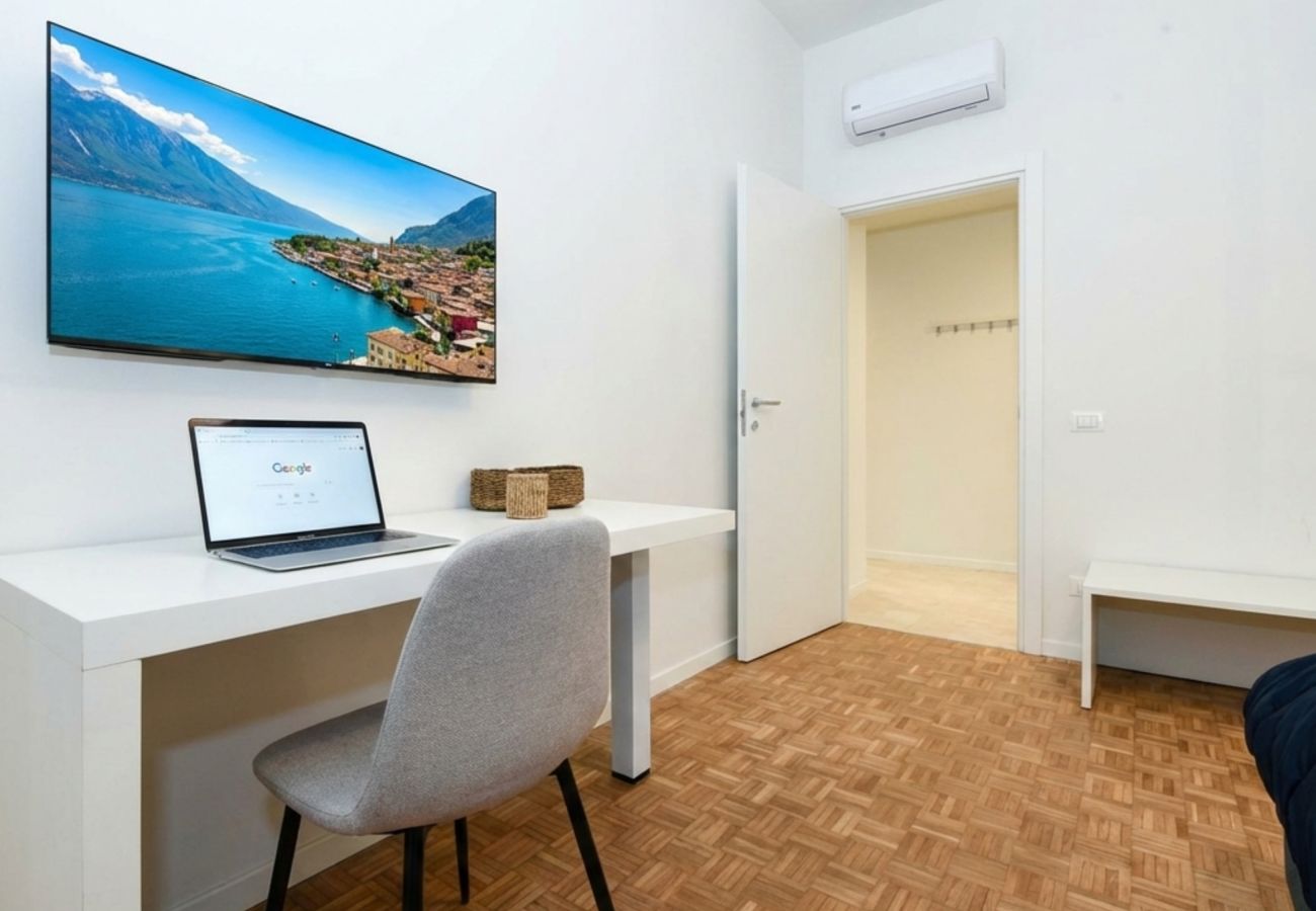 Apartament w Desenzano del Garda - Desenzanoloft Garda Golden Sunrise