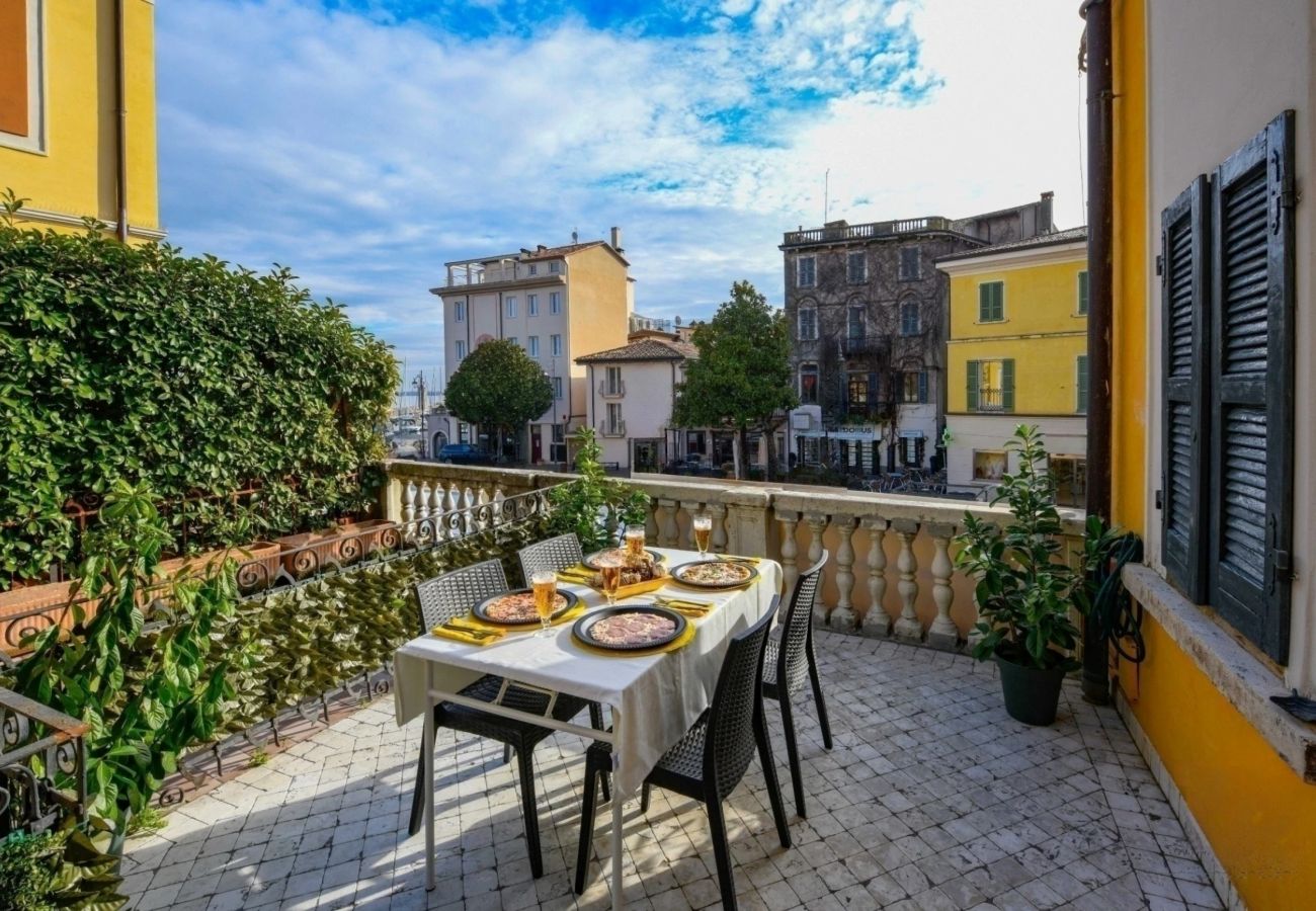 Apartament w Desenzano del Garda - Desenzanoloft Let it be a Dream Renovated 2025