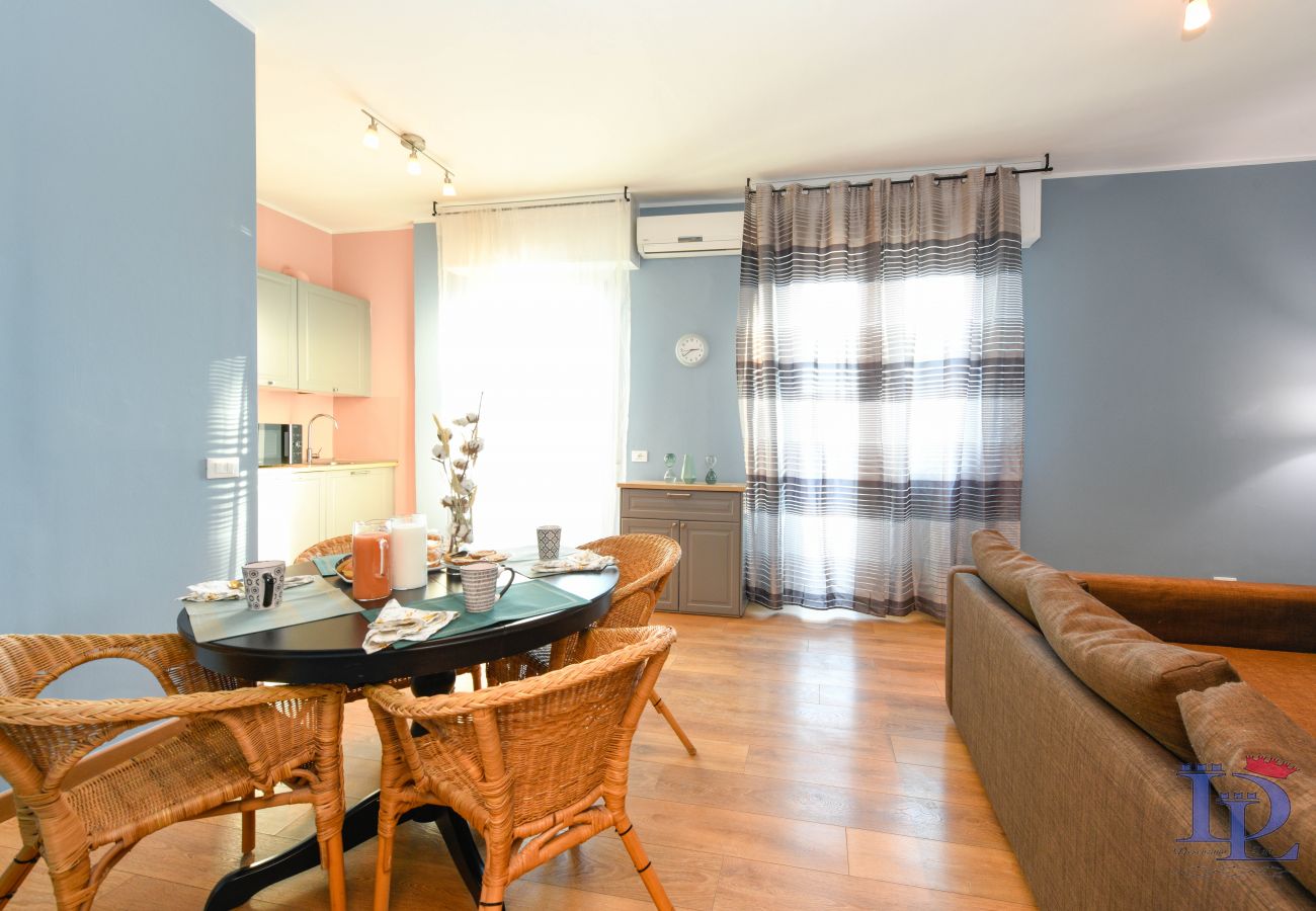 Apartament w Desenzano del Garda - Desenzanoloft Smile on the Lake