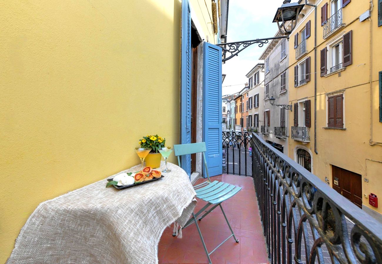 Apartament w Desenzano del Garda - DesenzanoLoft Le Petit Bijou – Odnowa 2025 – Centrum