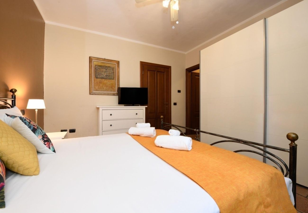 Apartament w Desenzano del Garda - Desenzanoloft Garden and Pool