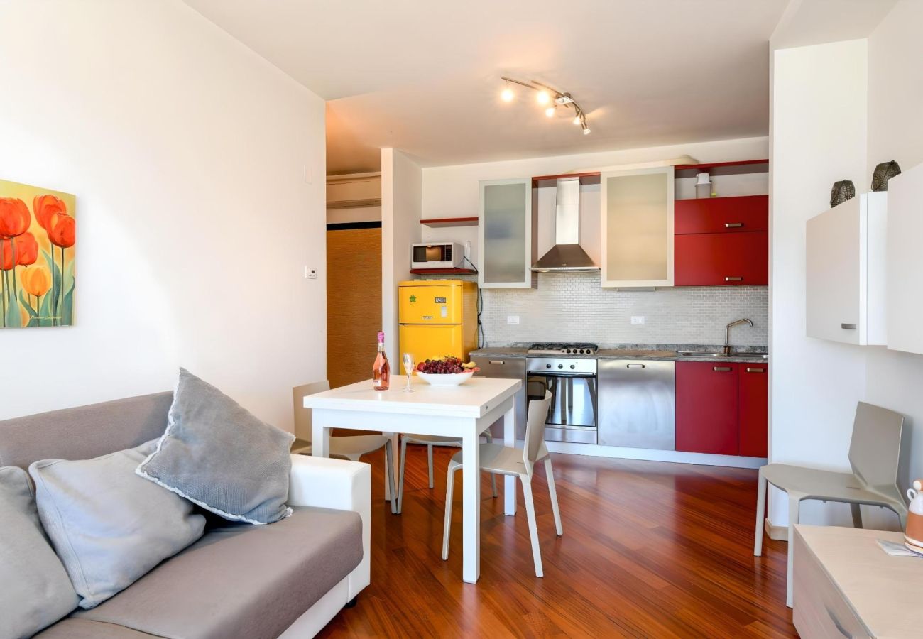Apartament w Desenzano del Garda - Desenzanoloft Butterfly and Pools