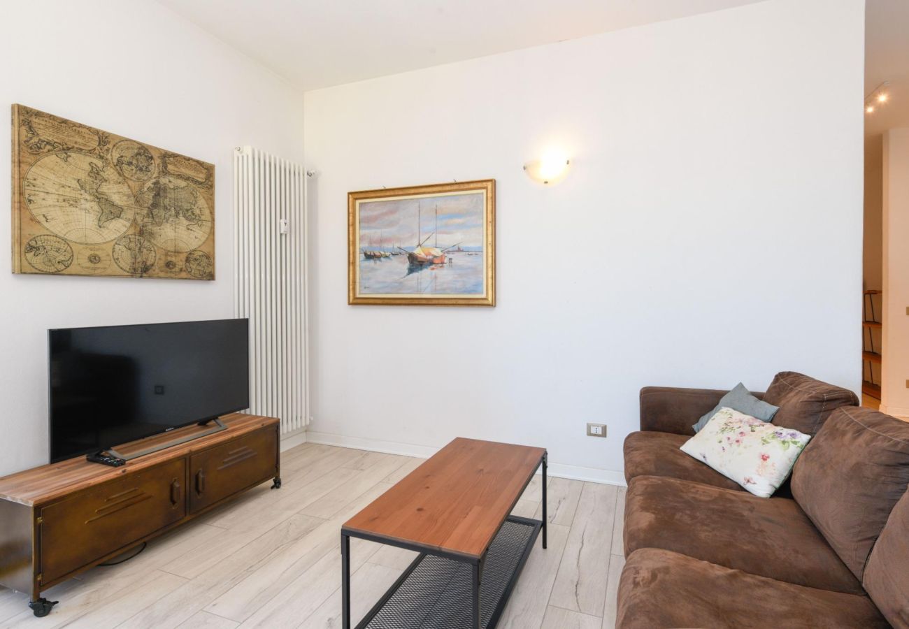 Apartament w Desenzano del Garda - Desenzanoloft La Finestra sul Lago 