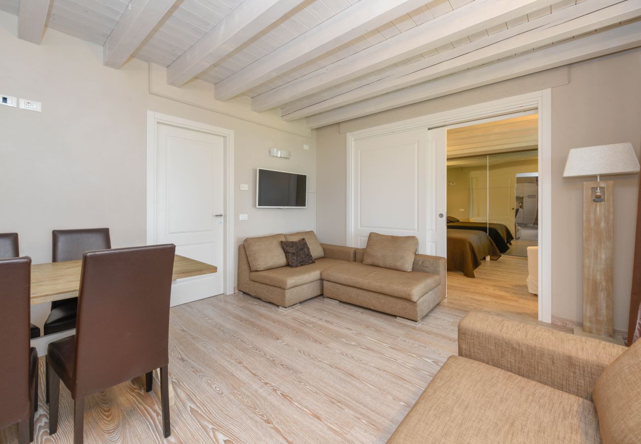 Apartament w Toscolano-Maderno - Cà Rossa -  Ibisco immersi nella natura al di sopra di Toscolano Maderno