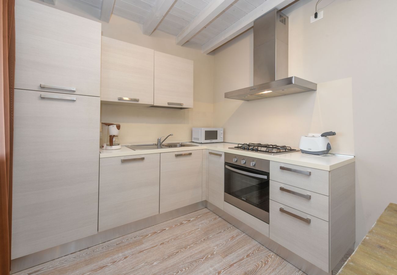 Apartament w Toscolano-Maderno - Cà Rossa -  Ibisco immersi nella natura al di sopra di Toscolano Maderno