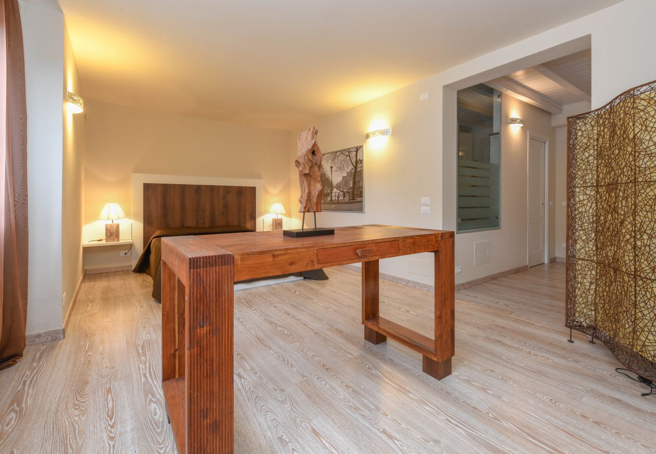 Apartament w Toscolano-Maderno - Cà Rossa -  Ibisco immersi nella natura al di sopra di Toscolano Maderno