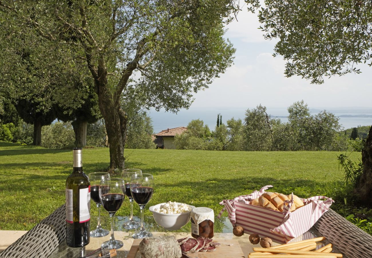 Apartament w Toscolano-Maderno - Cà Rossa -  Ibisco immersi nella natura al di sopra di Toscolano Maderno