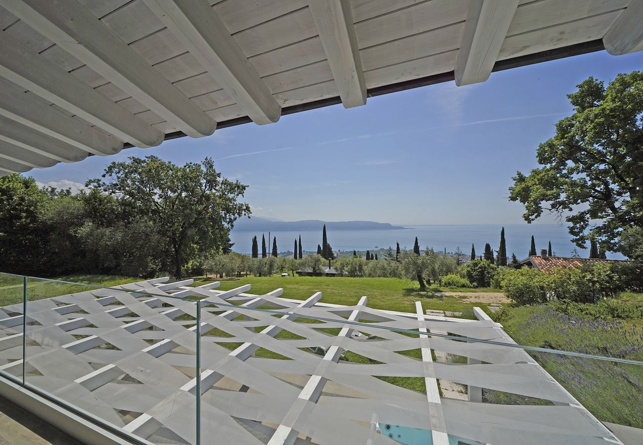 Apartament w Toscolano-Maderno - Cà Bianca sopra: immersi nella natura con vista mozzafiato 